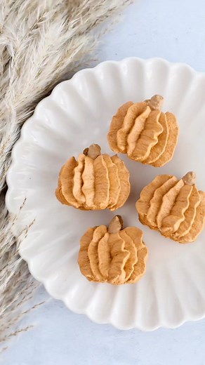 Textured Macaron Pumpkin Design Tips