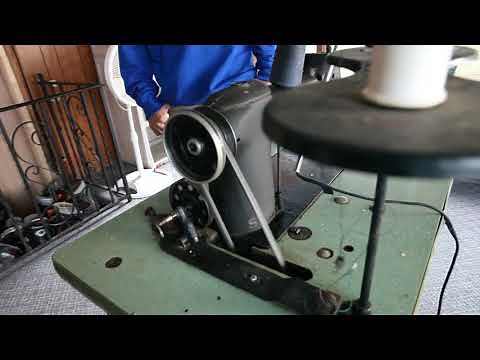 Singer Commercial Sewing Machine 241–12