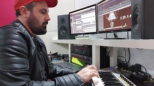 A sneak peak into the Vee-Lab Studios as Veerus puts the finishing touches on 'System', the lead track from his new EP out to stream from 11.05.20 💥 | Drumcode
