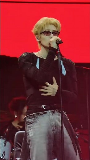 260502 #HouMinghao singing "Lose Control" at TaihuBay Music Festival #侯明昊