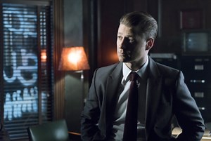 Gotham lanza tráiler, confirma la llegada de Bane en su última temporada y anuncia que mostrará a Batman en su final - Series Adictos