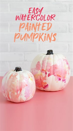 Sharpie Watercolor Pumpkins - this is such a fun and different way to paint a pumpkin! | The Craft Patch