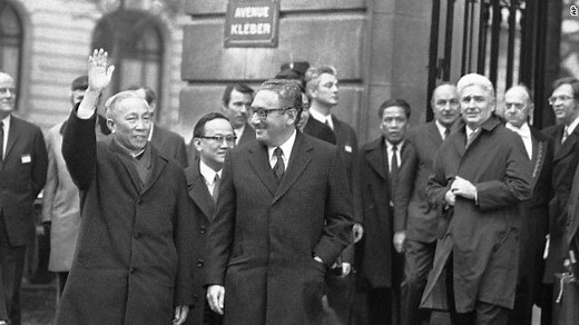 Le Duc Tho – Why he Refused the Nobel Prize Award? - DocumentaryTube