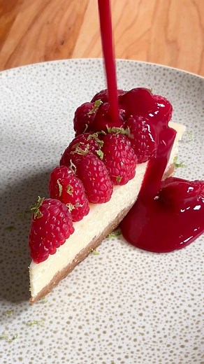 21K views · 448 reactions | creamy tangy raspberry pomegranate cheesecake #baking #food #cooking #cheesecake #easyrecipes | Carolina Gelen | Facebook