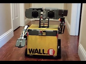 Life-size Lego Wall.E