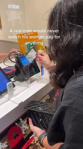 sugar mommy but she calls me daddy