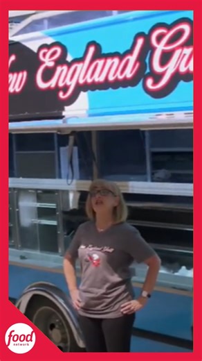 2K views · 18 reactions | Una carne marinada llena de sabor y una combinación perfecta de ingredientes dejaron a todos sorprendidos con estos deliciosos sándwiches.  #FoodTruckLaGranCarrera Disfruta el contenido de Discovery en MAX. Suscríbete ahora: <https://bit.ly/FoodNetworkLA-MAX> | Food Network Latinoamérica | Facebook