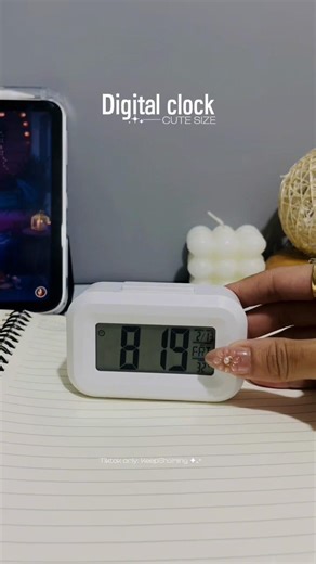 Aesthetic Digital Alarm Clock for Daily Time Checks