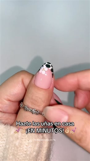 Stickies 💅🏼 Stickers de gel para uñas | Te enseño mi truco para tener mis uñitas 💅🏼 listas en minutos! Sin maltratarlas ❌ y ahorrando dinero!💰 con nuestras nuevas uñas press-on... | Instagram