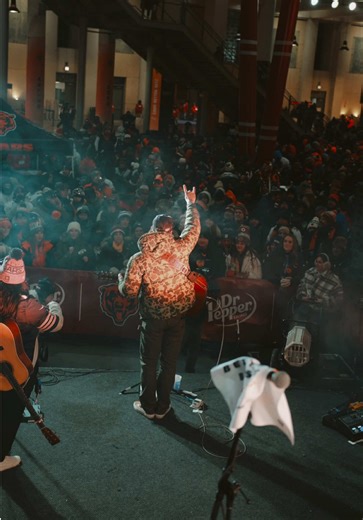 a hell of a ride it was @Chicago Bears #beardown 🎥 @Lauren Tucker | Super8 & Photo