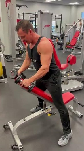 Incline Dumbbell Row