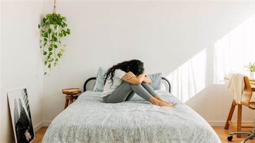 How to survive spring break-up season, according to a relationship expert