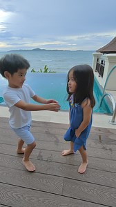 1M views · 10K reactions | ฟันแท้ซี่แรกขึ้นแล้วค่ะ 懶 | Opal Panisara Official | Facebook