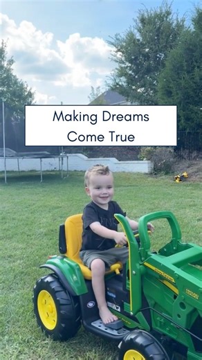 When seeing the joy on your child’s face playing with their Peg Perego toys, makes you say, “I love being a parent”. 😊🚜 Watch til the end to hear it. Thanks for sharing @cecilybauchmann • • • • #pegperego #pegperegousa #newmom #preparingforbaby #babygear #parenthoodtips #parentinghacks #parentingsupport #rideontoys #johndeeretractor #christmasgiftideas | Peg Perego USA