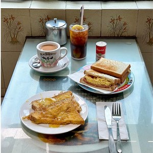 Explore the 9 best cha chaan tengs in Hong Kong for an authentic dining experience
