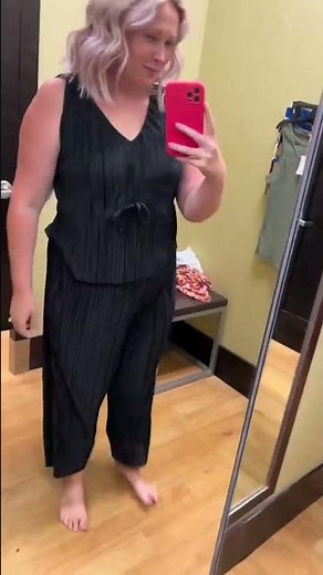 Find women’s summer outfits at Kohl’s.