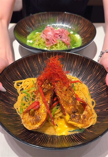 京都駅徒歩1分大盛り無料の京風パスタ専門店🍝🍵 ㅤㅤㅤㅤㅤㅤㅤㅤㅤㅤㅤㅤㅤ 抹茶や合鴨、九条ネギ、かつお節など京都らしさを感じるメニューも！20種類近くのオリジナルパスタが楽しめる大人気のお店です！ ㅤㅤㅤㅤㅤㅤㅤㅤㅤㅤㅤㅤㅤ デザートには老舗茶屋の宇治抹茶を使った抹茶ティラミスや抹茶アフォガードも楽しめて京都を満喫できました🍃 📍京都駅「パスタモーレ」 #京都グルメ #京都カフェ #京都駅ランチ #kyoto #matcha