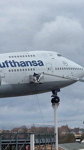 2.6M views · 10K reactions | Der Frühling bringt frischen Wind, und...