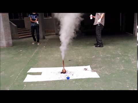 Genie in a bottle - Hydrogen Peroxide and Potassium Permanganate Reaction