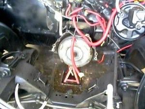 1972 OLDS CUTLASS S VIDEO #3 ENGINE COMPARTMENT