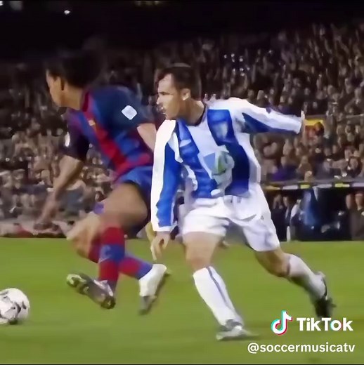Mastering Ronaldinho's Iconic Skill Moves