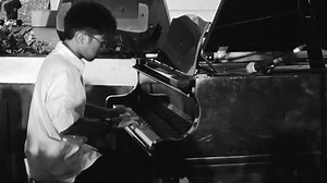 Edge Le Vol Du Bourdon | Edrie Ocampo