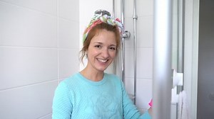 Woman Rubber Glove Cleans Shower Stall Stock Footage Video (100% Royalty-free) 1007761822 | Shutterstock