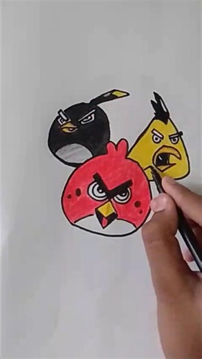 “Angry Birds in my sketchbook 🐦🎨”2️⃣ “Red, Yellow & Bomb – Angry Birds drawing ✏️🔥”
