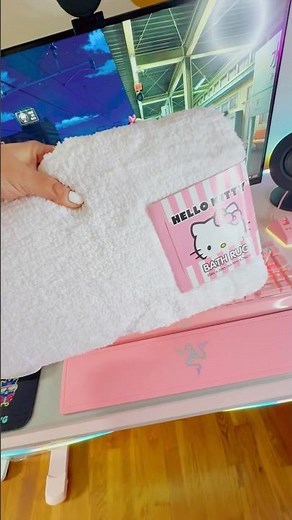 2024 Sanrio Hello Kitty White Bath Mat Kitchen Rug Face 25x30 Kawaii Non Skid eBay Sold