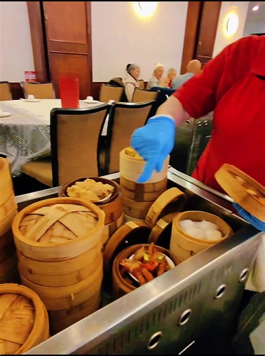 Asian jewels in Flushing Queens is my favorite dim sum spot and your coming with us! #flushingnyc #queensny #dimsum #chinesefood #chef