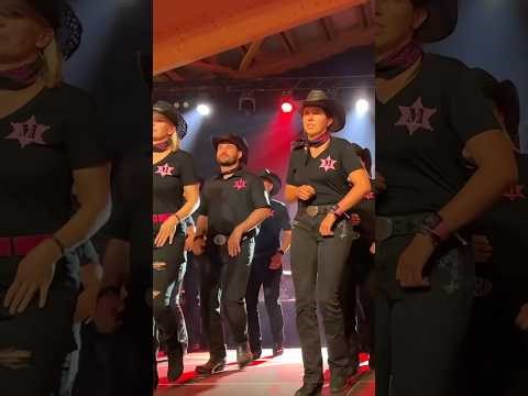 Line Dance von Angie Country Night Gstaad | Tanz & Stimmung