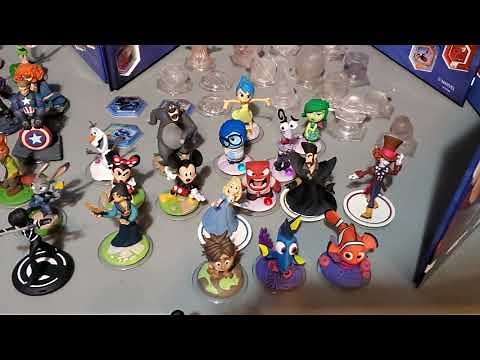 DISNEY INFINITY COMPLETE COLLECTION...1.0,2.0,3.0.All Figures and Power Discs!!!