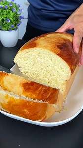 Si buscas un pan casero súper suave y delicioso, ¡lo acabas de encontrar! Se prepara en licuadora y la masa no necesita amasarse. | Recetas fáciles del tío