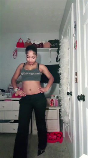 Baddie #prettyprincesslea #princesslea #fyp #foryou #viral #trending #trendingsound #lightskin #baddie #fitcheck #reels