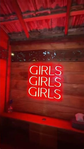 Random I know but this was a fantastic toilet experience so I’m sharing it