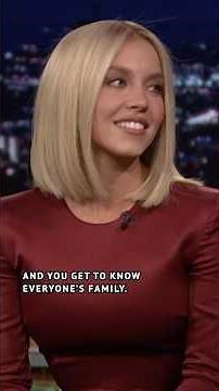 #SydneySweeney describes Cassie’s journey in Season 3 of #Euphoria as “self-discovery” 👀