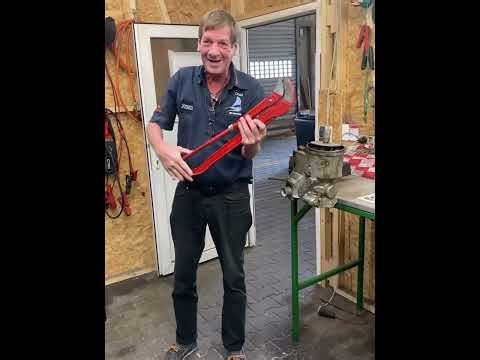 OMC drive: Impeller after 20 years — The horror video | Boat doctor