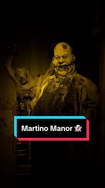 Toronto’s scariest attraction is back and even better for the 2023 Halloween szn 🧟‍♂️ #experienceontario #torontohauntedhouse #torontohalloween #torontohalloweenevents #torontodateideas #torontothingstodo #torontotiktok #torontolife #martinomanor #etobicoke