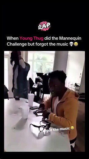RAP | HIP-HOP Music | CULTURE on Instagram: "Young Thug pulled off the quietest Mannequin Challenge ever 💀😂 The Mannequin Challenge became a global viral trend in late 2016, starting with a group of high-school students in Jacksonville, Florida. The idea was simple but instantly catchy: people froze in place like mannequins while a camera moved around them, usually with Rae Sremmurd’s hit “Black Beatles” playing in the background. 🔥 Celebrities, athletes, and entire sports teams jumped in, ev