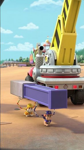 Mix shows off her Puptastic Welding Skills! 🔥🛠️