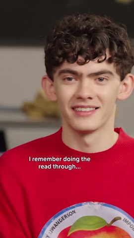 Netflix UK & Ireland on Instagram: "we're so ready for more iconic imogen moments in s2 🍂"