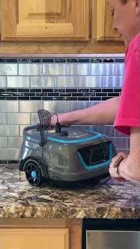 Cordless Robotic Pool Cleaner cleans quick & thorough