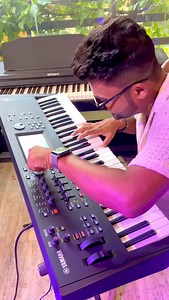 27K reactions · 183 shares | Koii jaye to le aaye  #bollywoodsongs #trending #musician #instahack #community #instrumental #songs #yamaha | Deepankar Nigam | Facebook