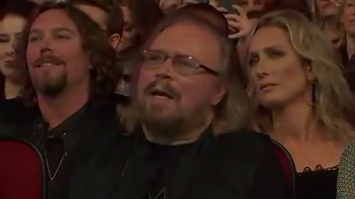 Stevie Wonder & John Legend - How Can you Mend A Broken Heart Bee Gees Grammy | Moti channel