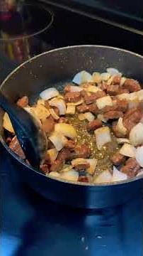 How To Make Mexican Style Steak And Potatoes (Bistec Ranchero Con Papas)