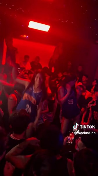 Sicko Mode Dance Tutorial with Travis Scott