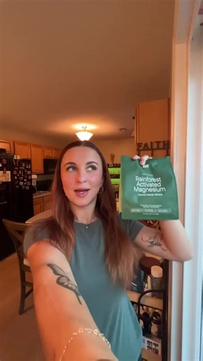 A breakthrough for magnesium absorption — nature’s master mineral in it’s most bioavailable, food-bound form with necessary co-nutrient activators that support Mg use across 300 metabolic pathways. Supports: 💤 Deeper Sleep 💪 Athletic Recovery 🧘 Stable Energy ⚖️ Nervous System Regulation 🧬 Hormone Health Feel the difference: 🌱 1,200 Phytonutrients (including rare, stress-induced polyphenols, terpenes, flavonoids, phenolic acids) 🔒 97% Nutrient Density Preservation 🌳 7 Australian Rainforest