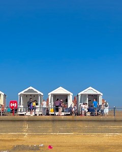 St Annes Beach Huts on Reels | Facebook