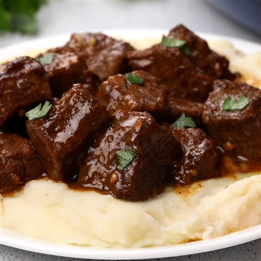 23K views · 110 reactions | 龍Get my recipe: https://www.themagicalslowcooker.com/steak-bites/ 數Try my easy tender recipe for steak bites in the crockpot! Amazing, along with mashed potatoes. | The Magical Slow Cooker | Facebook