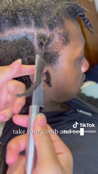 HOW TO COMB COIL LOCS #locs #loctition #retwist #naturalhair #selflove